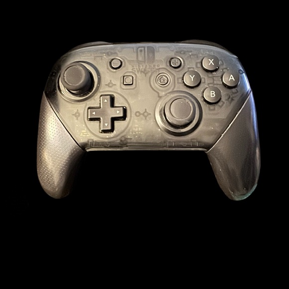 Nintendo Switch Wireless Pro Controller - Picture 2 of 3
